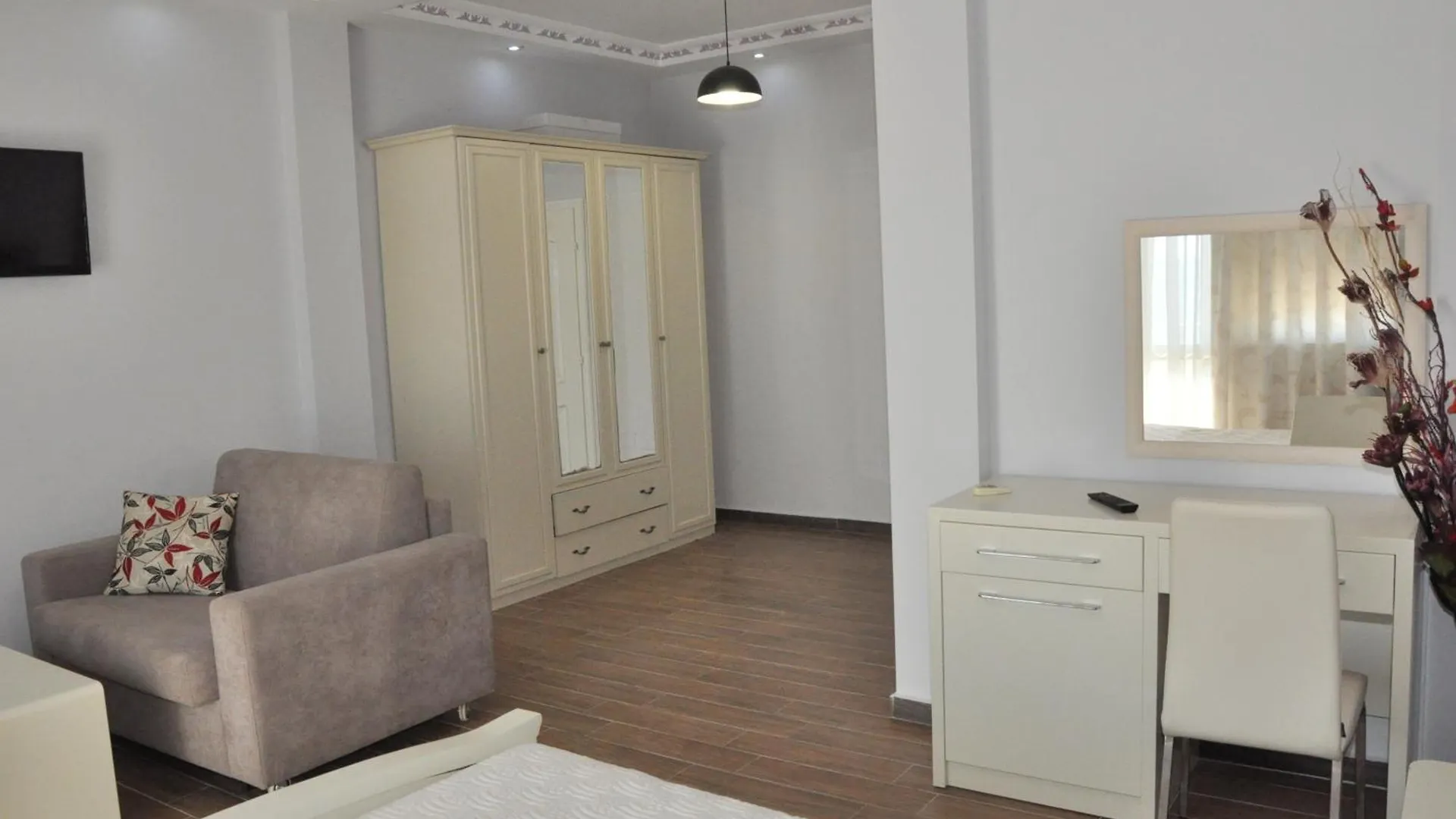 Hotel Maren Durrës 3*,  Albânia