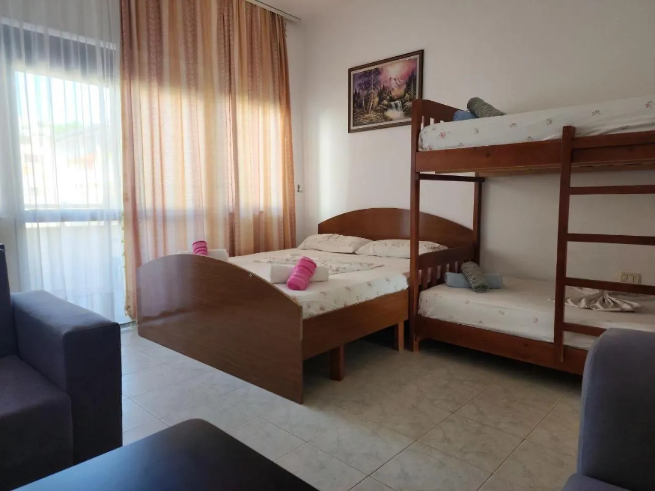 Hotel Maren Durrës 3*,  Albânia